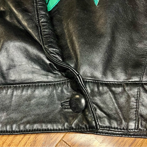 EREZ Vintage 1980’s Flaming Iris Leather jacket with snakeskin and beaded detail - Picture 6 of 10